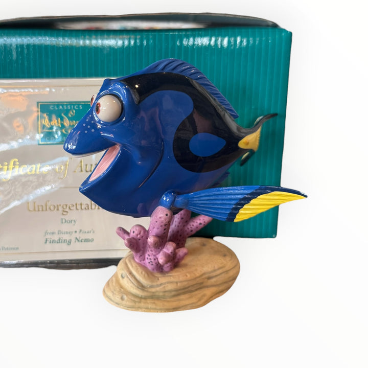 WDCC Figurine - Finding Nemo Unforgettable Dory
