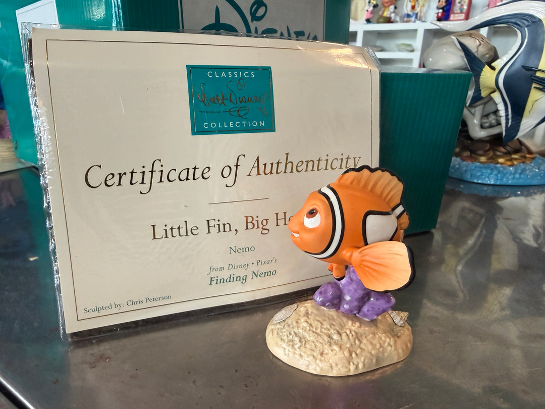 WDCC Figurine - Finding Nemo Little Fin, Big Heart Nemo