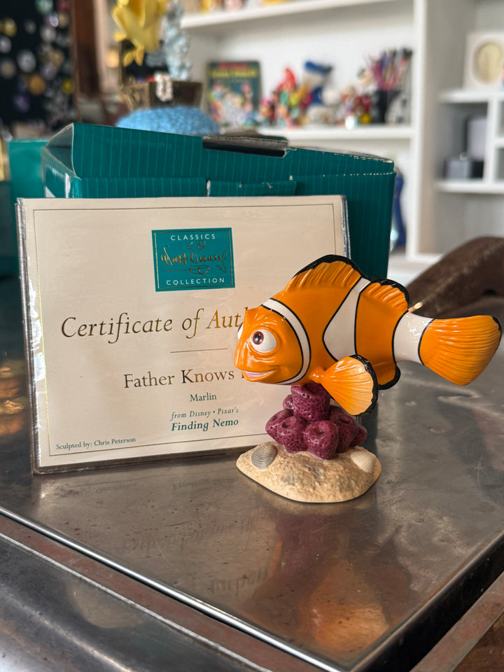 WDCC Figurine - Finding Nemo Father Knows Best Marlin