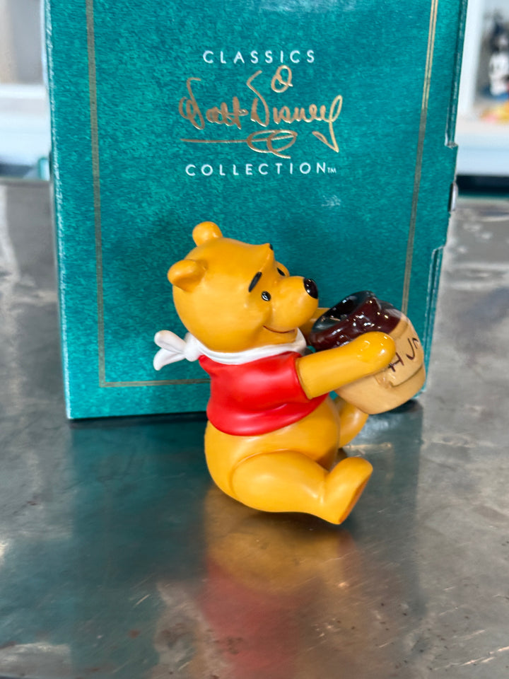 WDCC Figurine - Winnie the Pooh and the Honey Tree