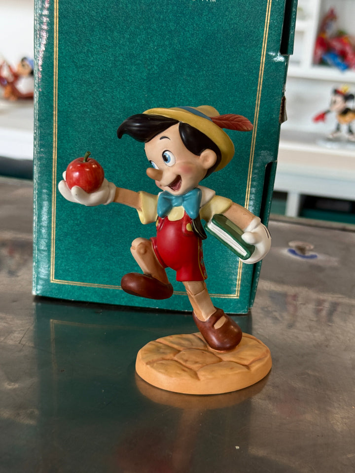 WDCC Figurine - Pinocchio Goodbye Father