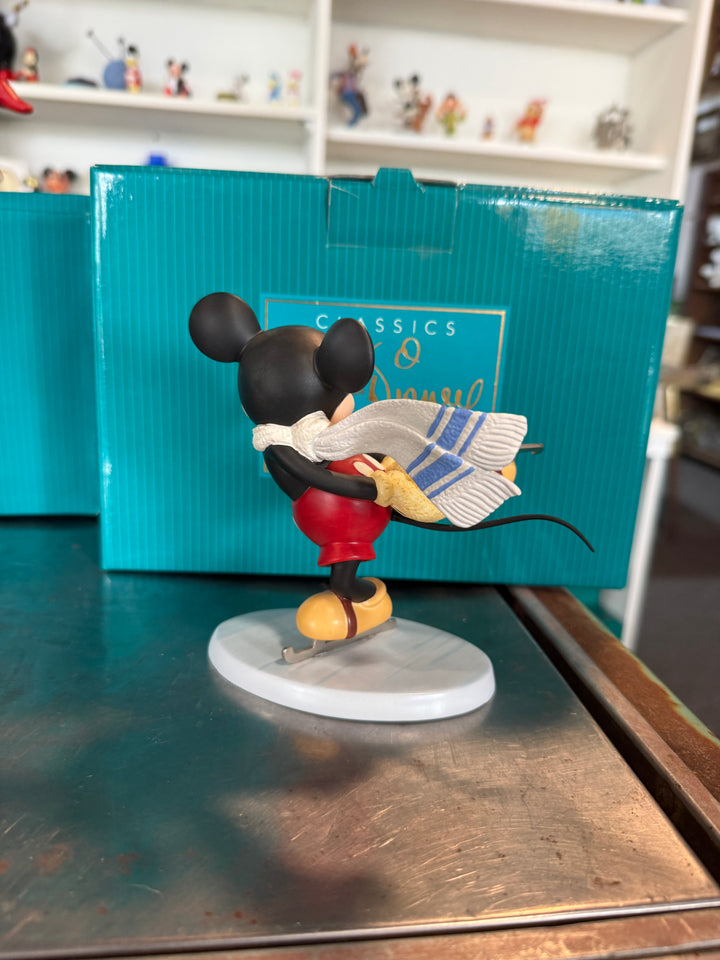 WDCC Figurine - On Ice Watch Me Mickey