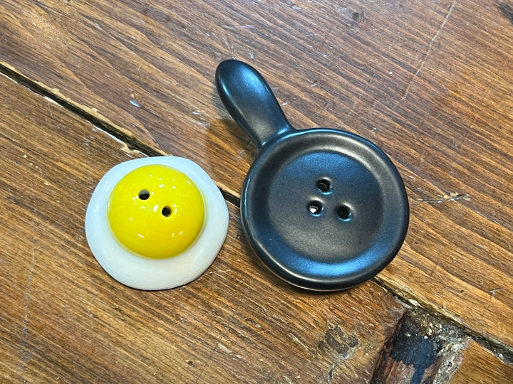 Salt & Pepper Shakers - Egg and Frying Pan