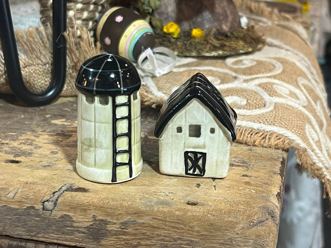 Salt & Pepper Shakers - Farm & Silo