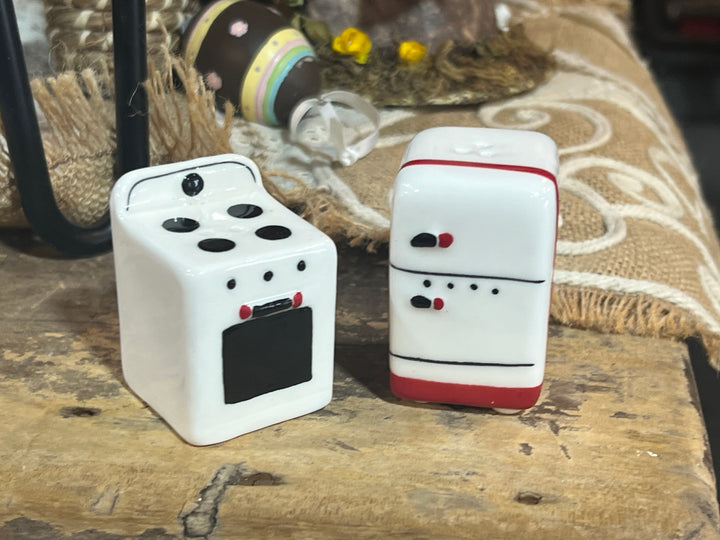 Salt & Pepper Shakers - Oven and Fridge