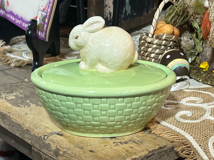 Easter - Hallmark Ceramic Bunny Basket Bowl with Lid