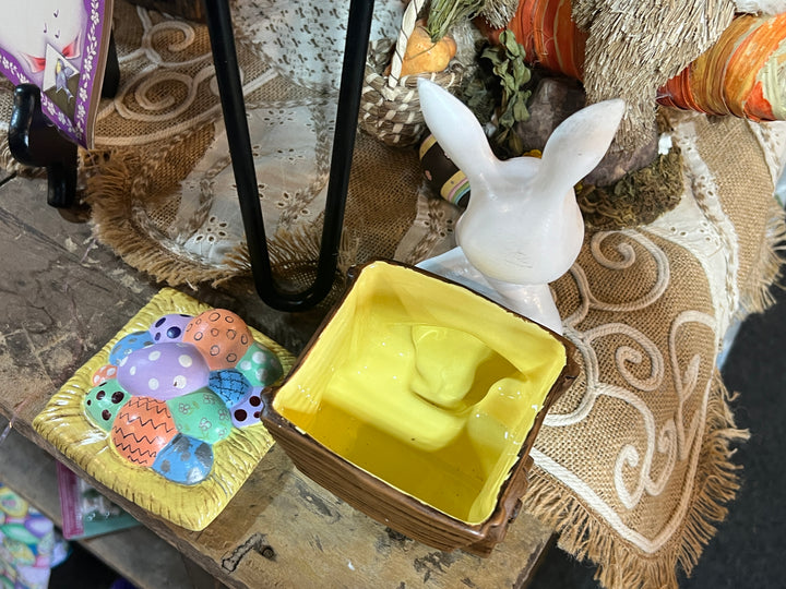 Easter - Ceramic Bunny With Wagon