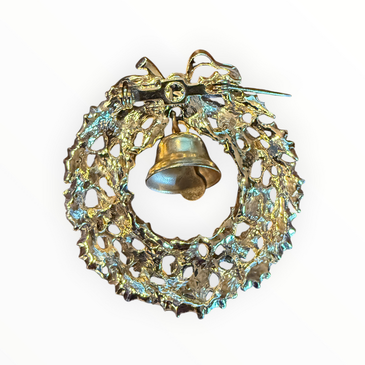Brooch - Vintage Gold Tone Christmas Pin Red And Green Wreath with Bell Center
