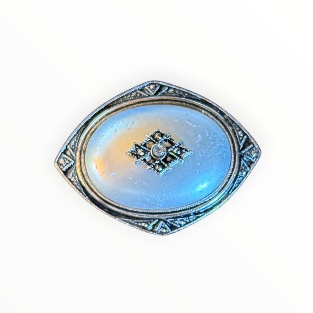 Brooch - Raised Oval Vintage Avon Signed Brooch
