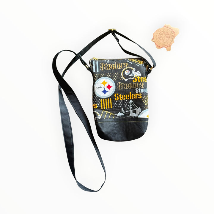 Vintage Stitches Cross Body - Pittsburgh Steelers