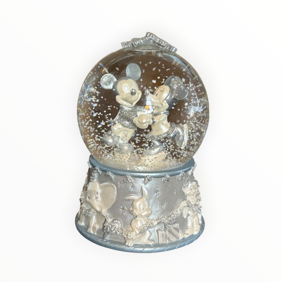 Mickey &amp; Minnie Skating Snowglobe