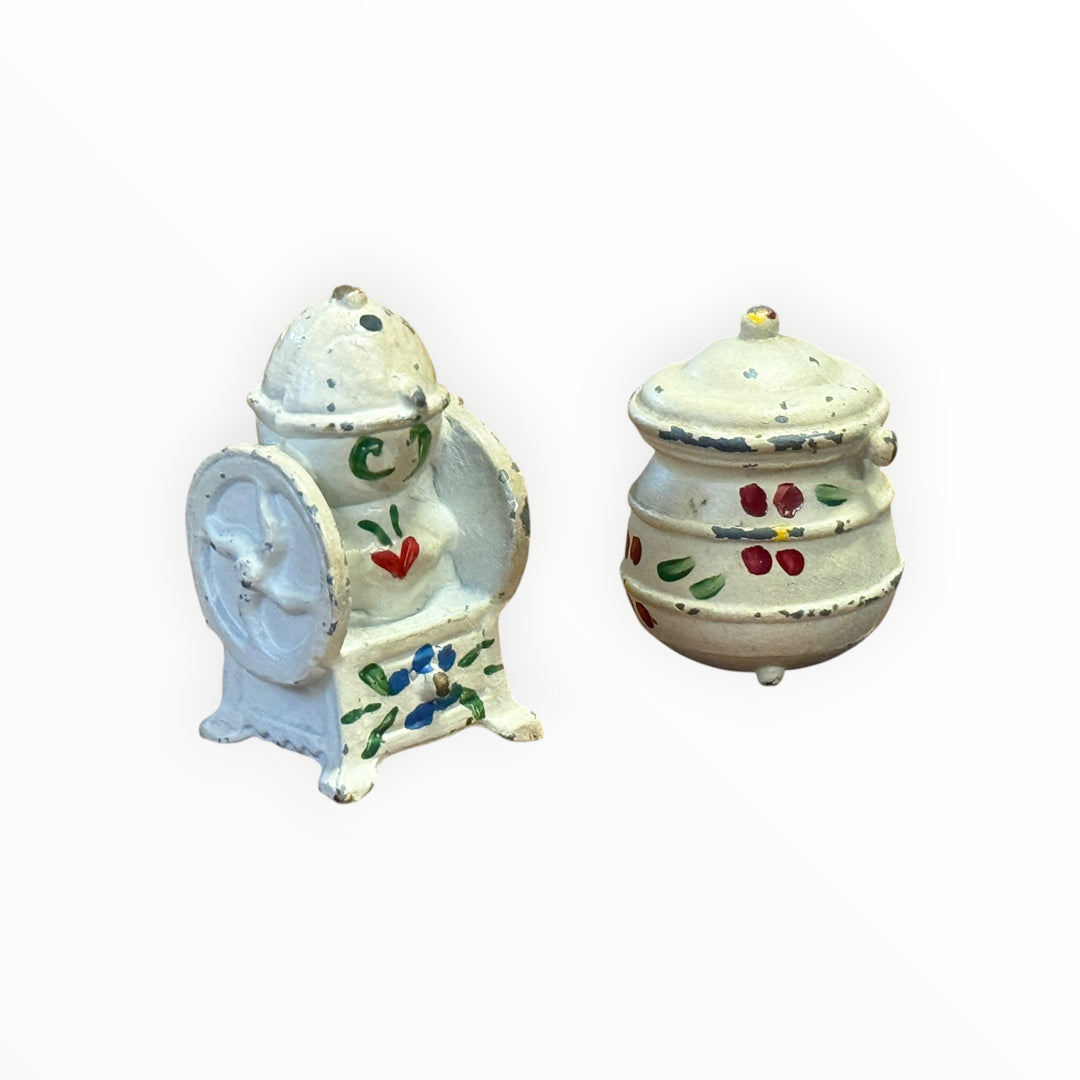 Salt &amp; Pepper - Cast Iron Pots White