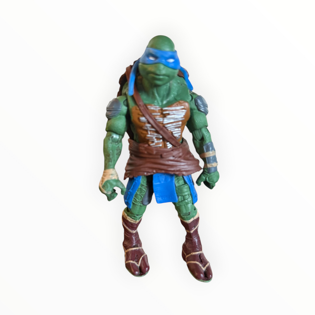 TMNT Out of the Shadows Leonardo Figure 2014 Playmates Toys Ninja Turtles