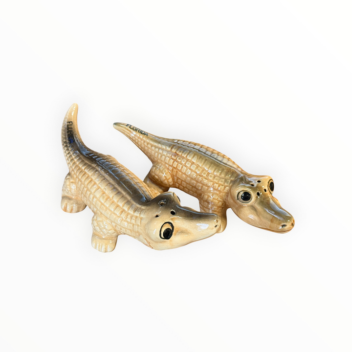 Salt and Pepper - G Nov. Co Japan Ceramic Alligator Crocodile Florida