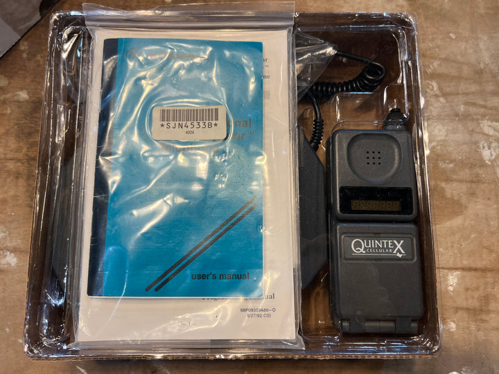 Quintex Cellular Motorola Phone Set