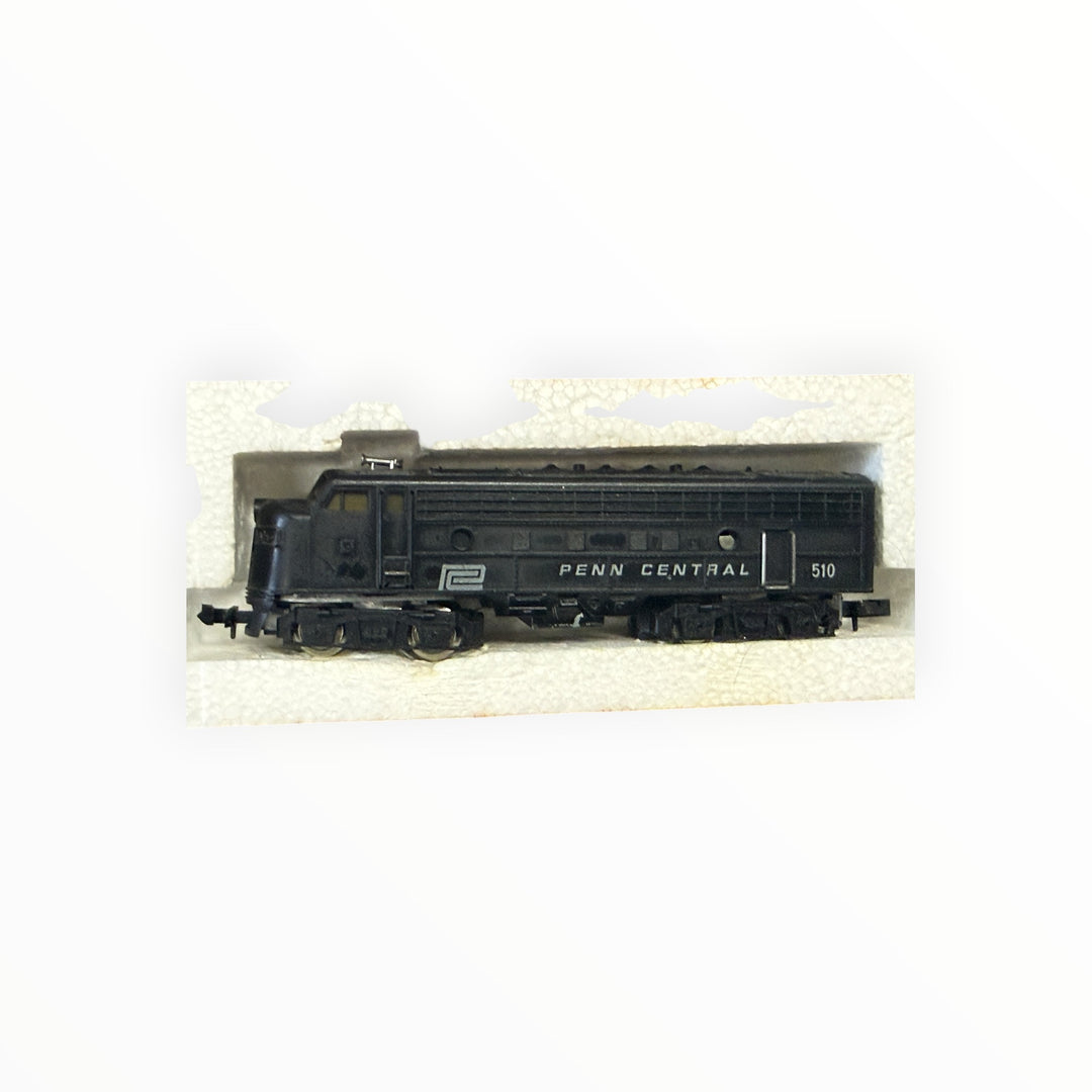 Minitrix - N Scale - Penn Central Locomotive 