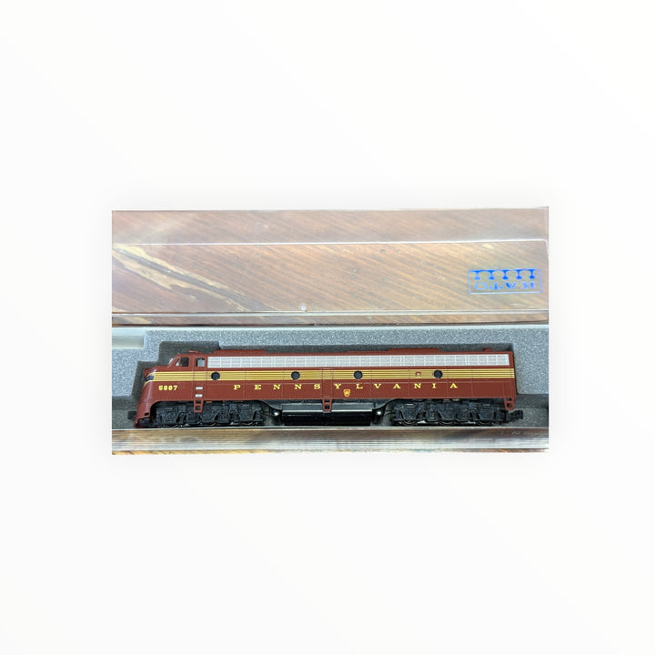Kato N Scale Pennsylvania Engine 176-5313 E8A PRR 