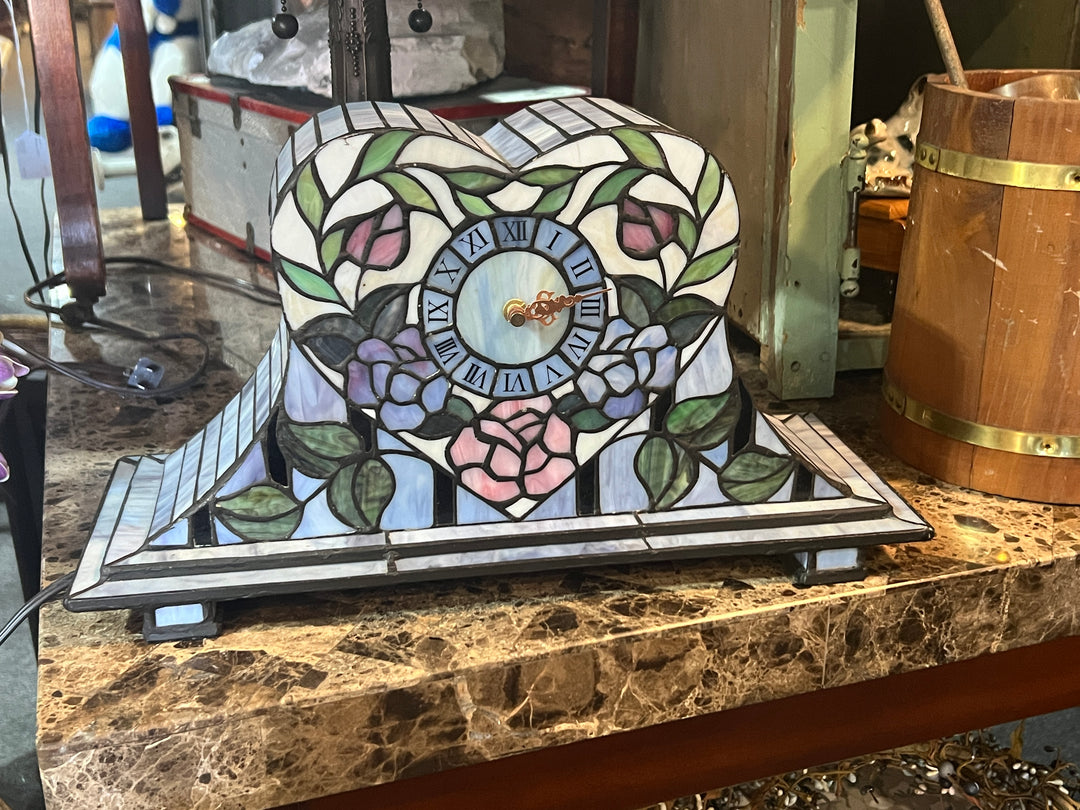 Tiffany Style Clock Lamp