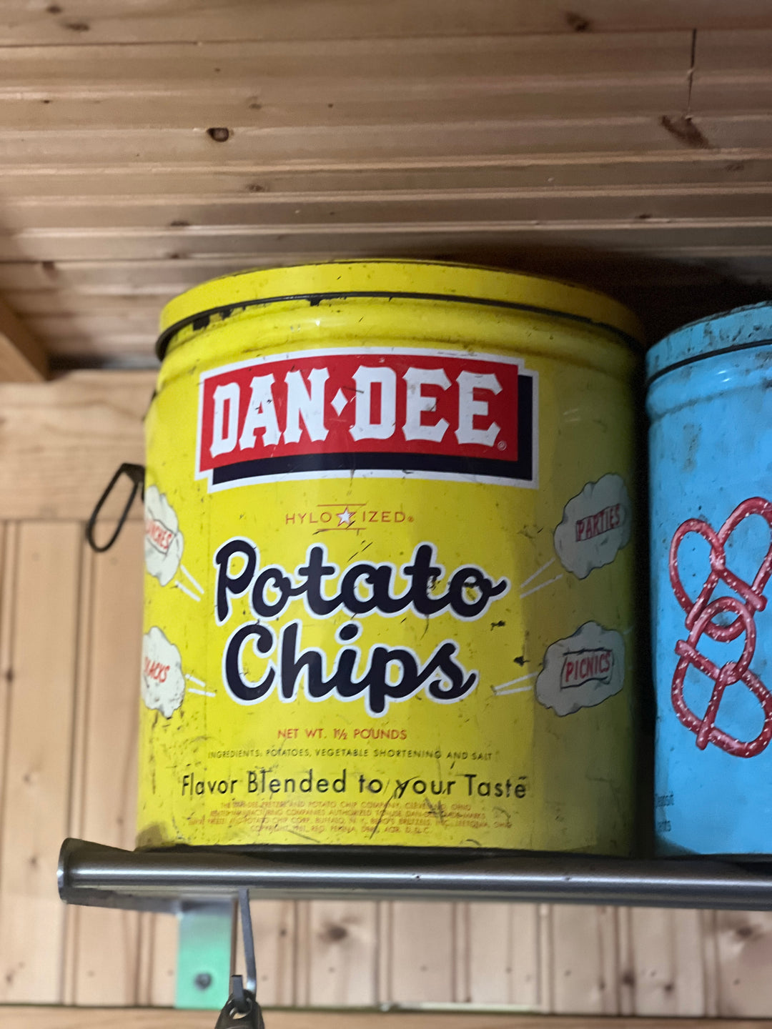 Dan Dee Potato Chip Tin