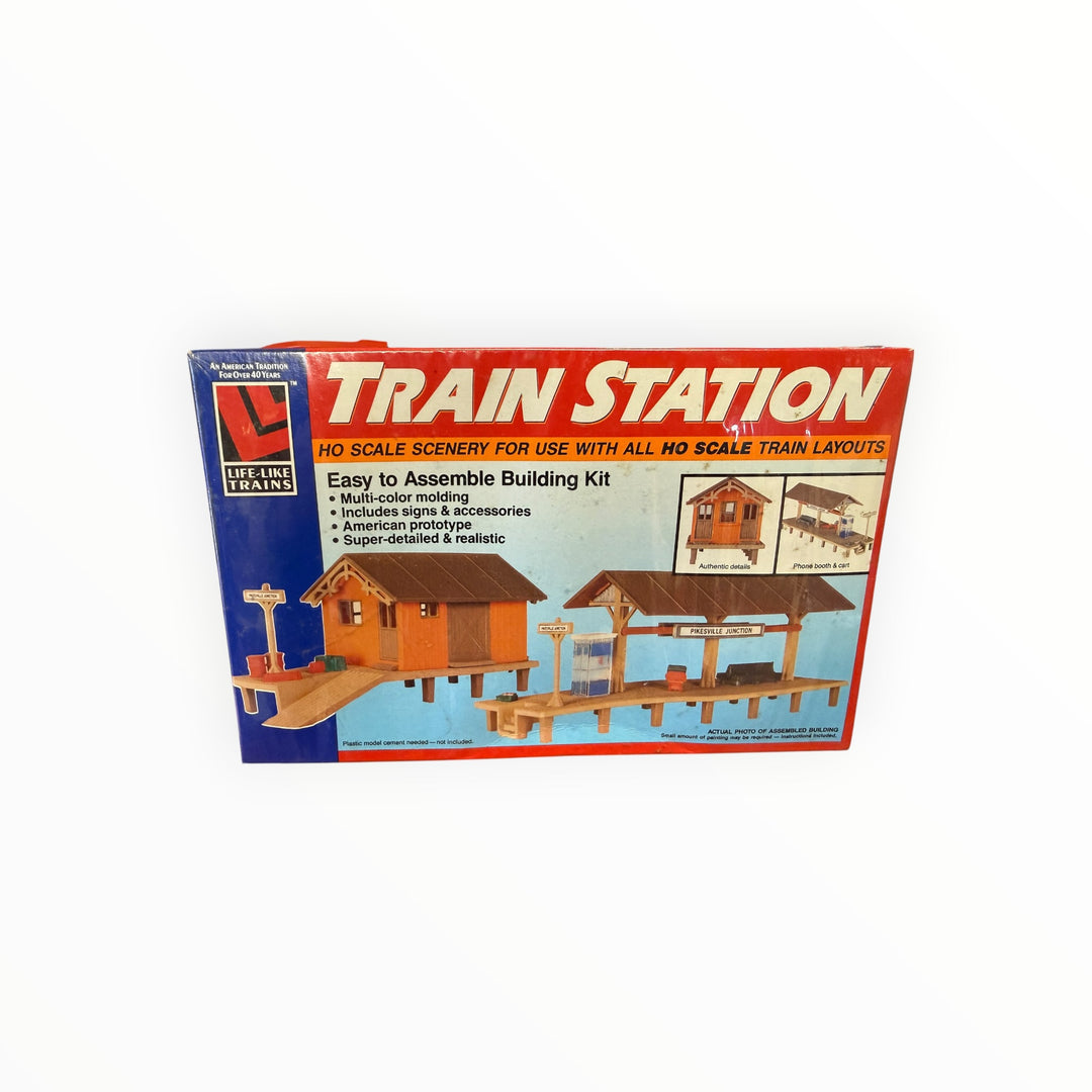 Life-Like Trains HO Scale Train Station 