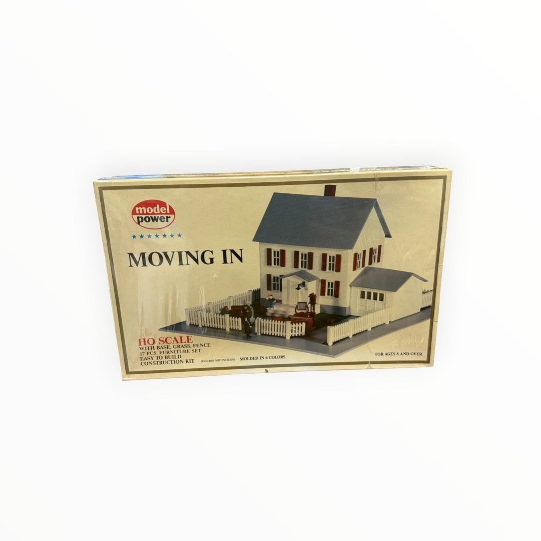 Model Power 484 HO scale "Moving In" Suburban House Building Kit