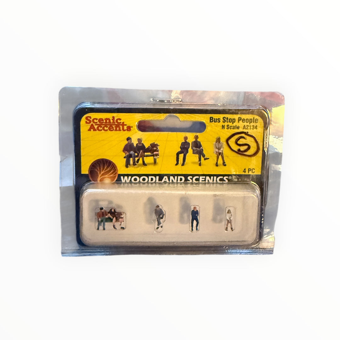 Woodland N Scale Bus Stop People Train Figures A2134