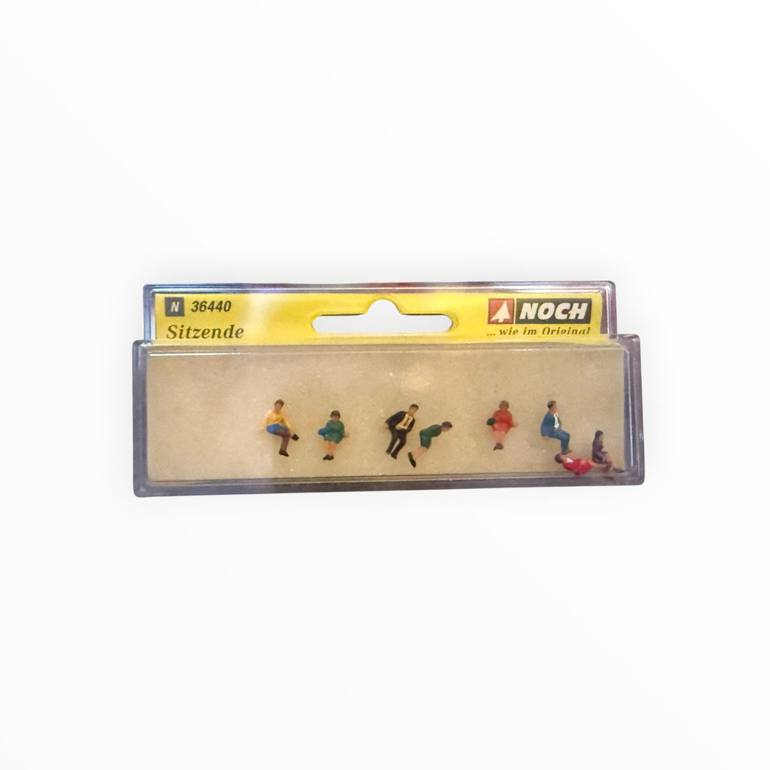 Noch 36440 N Scale People Sitting