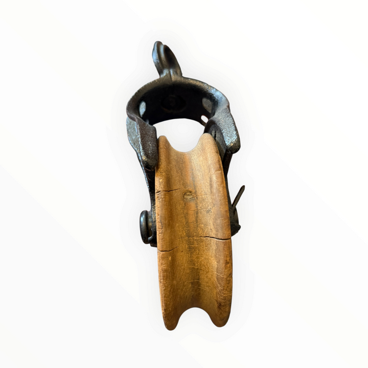 Cast Iron Starline Barn Pulley: 6" Hardwood Sheave