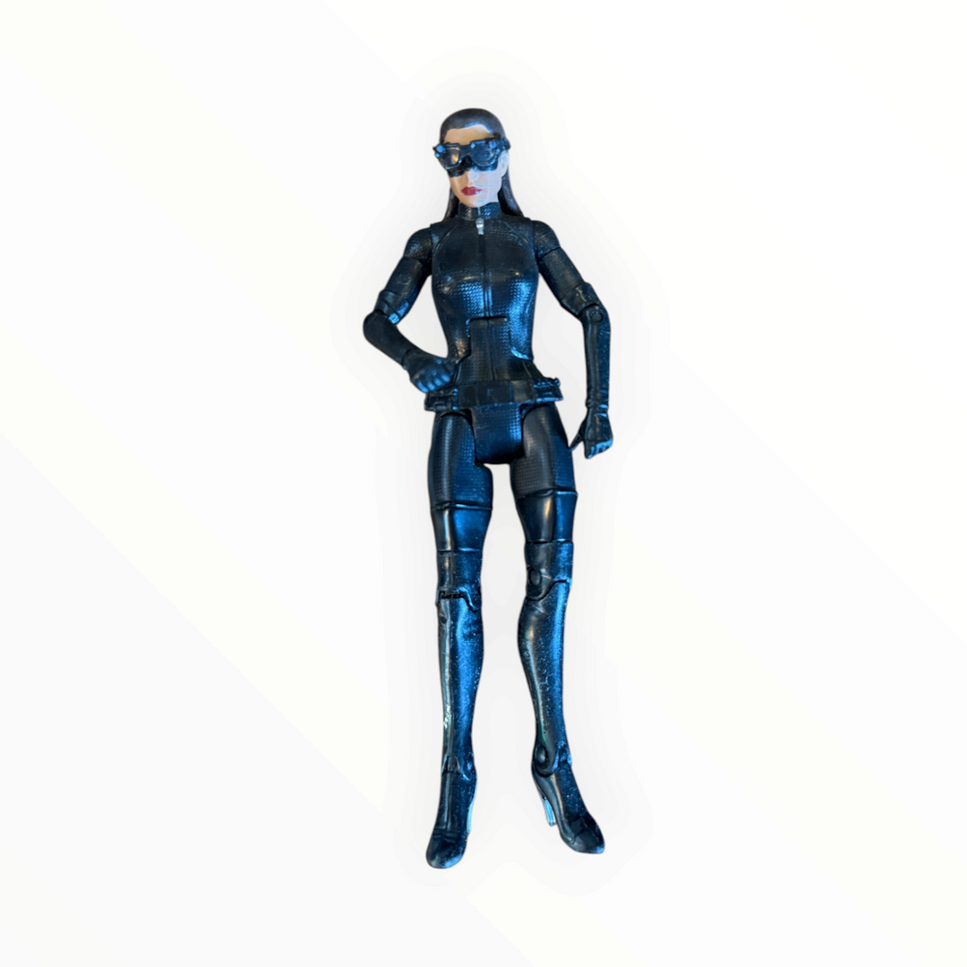 Dark Knight Rises Catwoman Movie Masters Action Figure