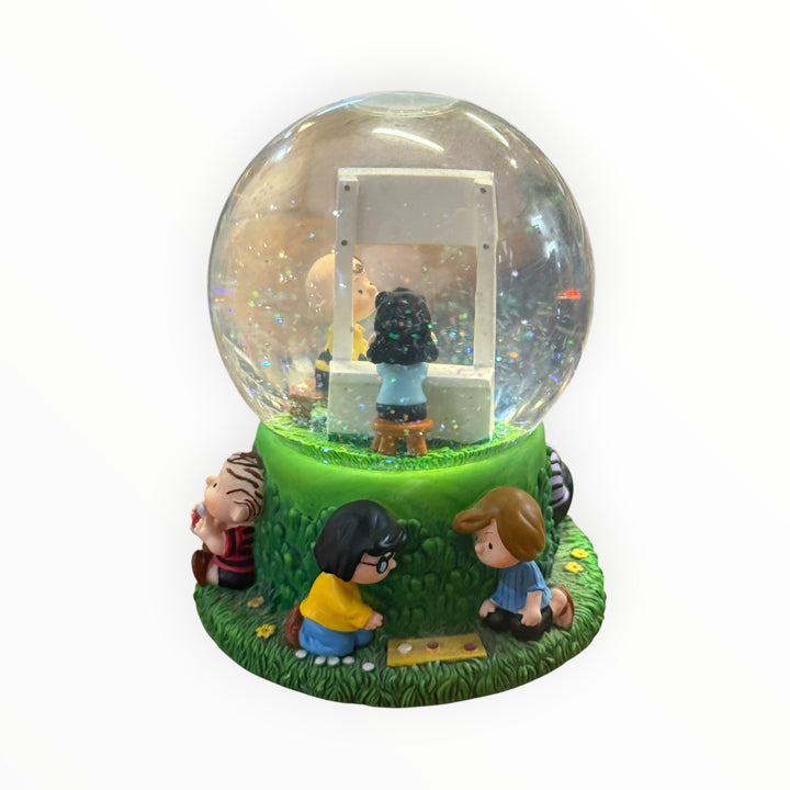 The Doctor Is In - Peanuts Snoopy Musical Mood Booth Snowglobe - Lucy &amp; Charlie Brown