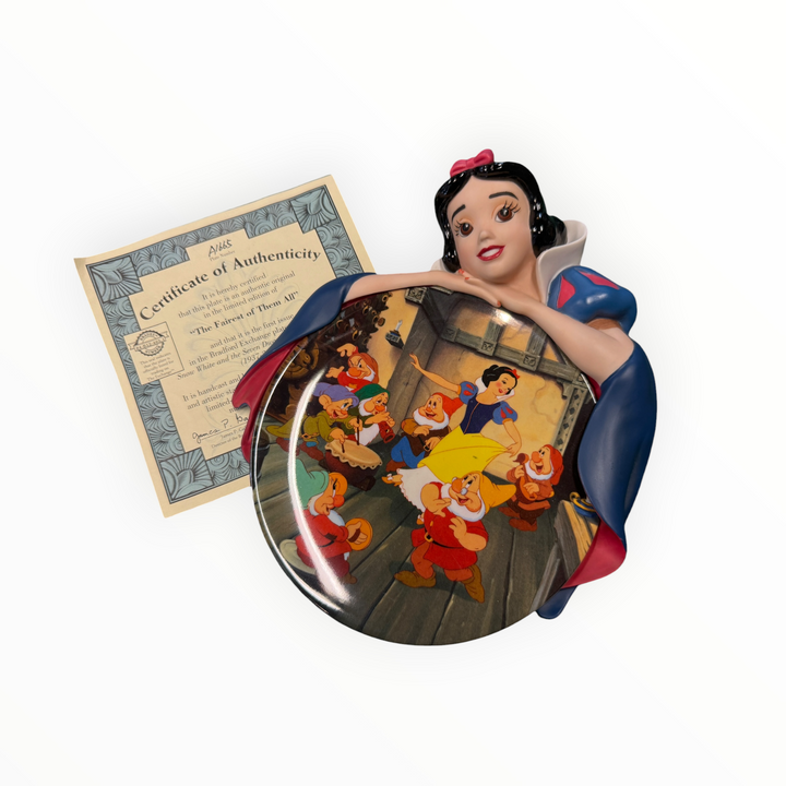 Disney Bradford Exchange “The Fairest Of Them All” Decorative Snow White Plate