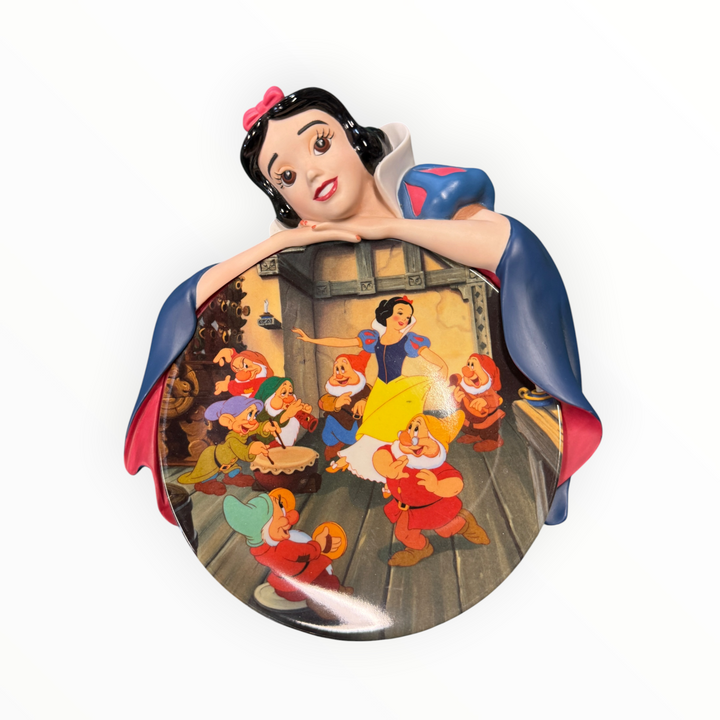Disney Bradford Exchange “The Fairest Of Them All” Decorative Snow White Plate