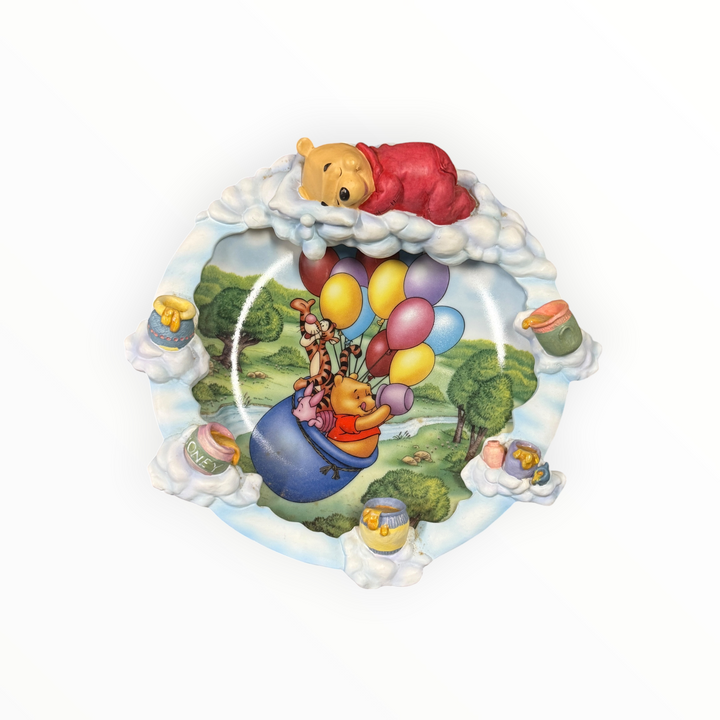 Winnie the Pooh Bradford Exchange 3D Wall Plate Sweet Dreams Cloud Honey Lining
