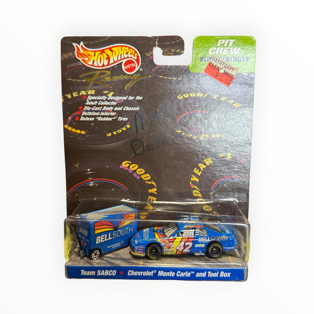 Hot Wheels Racing Pit Crew Collectors Edition Team SABCO Chevrolet Monte Carlo and Tool Box