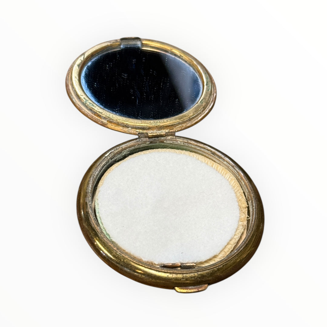 Vintage Renaissance Scene Compact