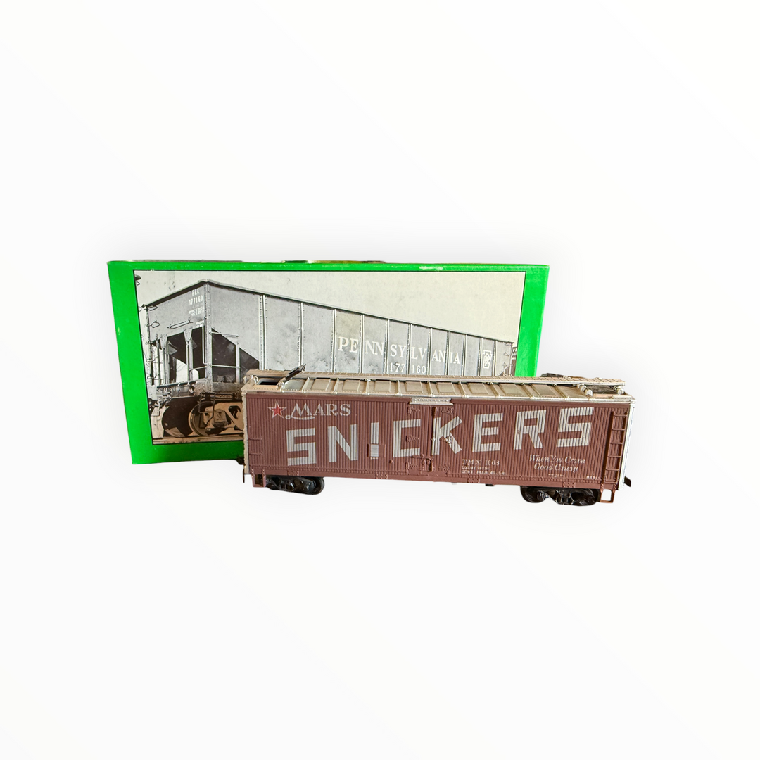 HO Scale Mars Snickers Box Car