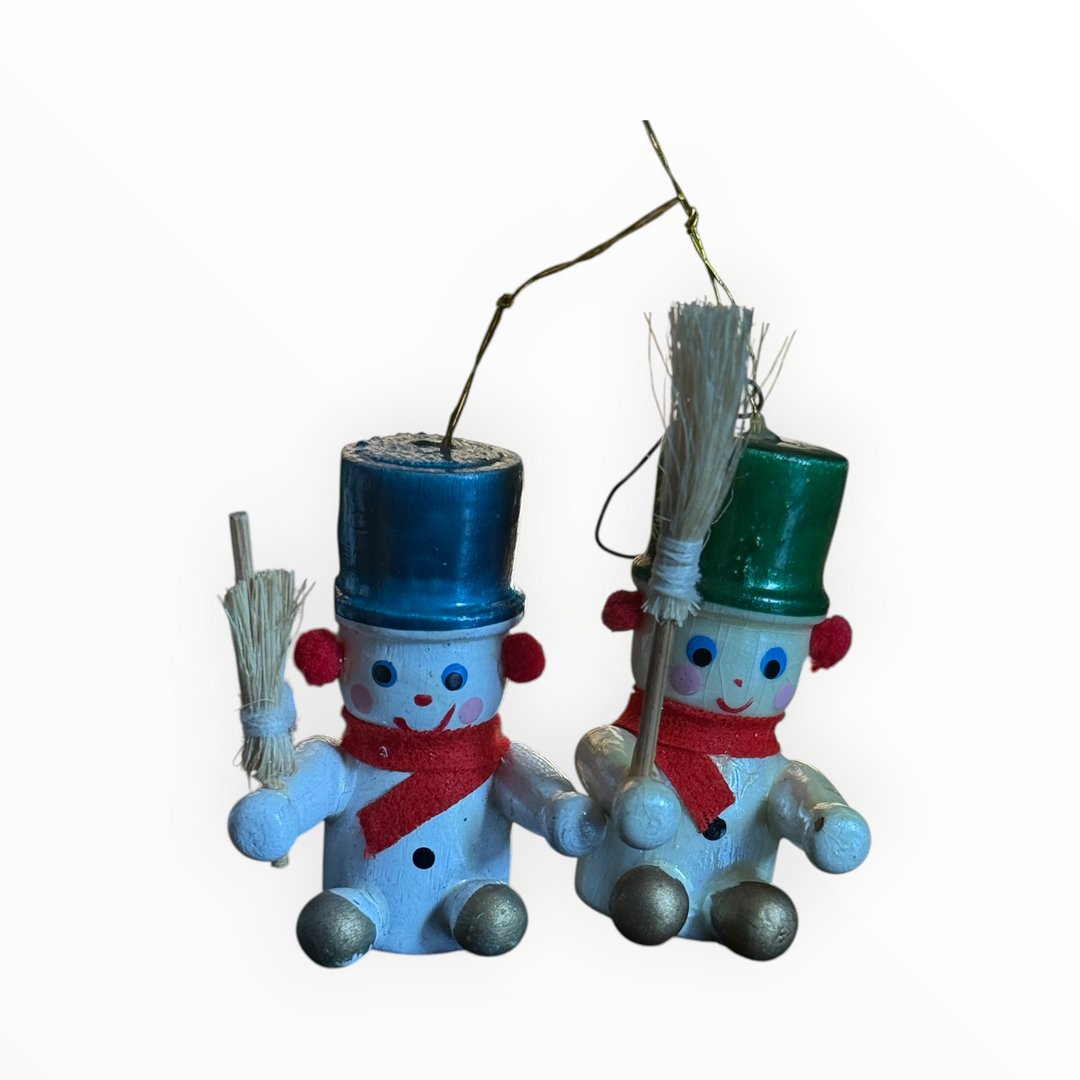 Christmas Ornament - Wooden Snowmen Pair