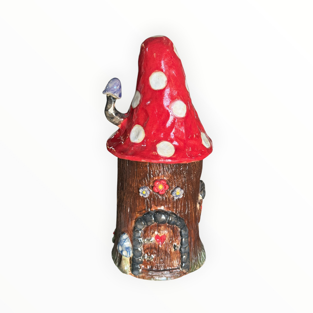 BJH Pottery - Mushroom Cottage