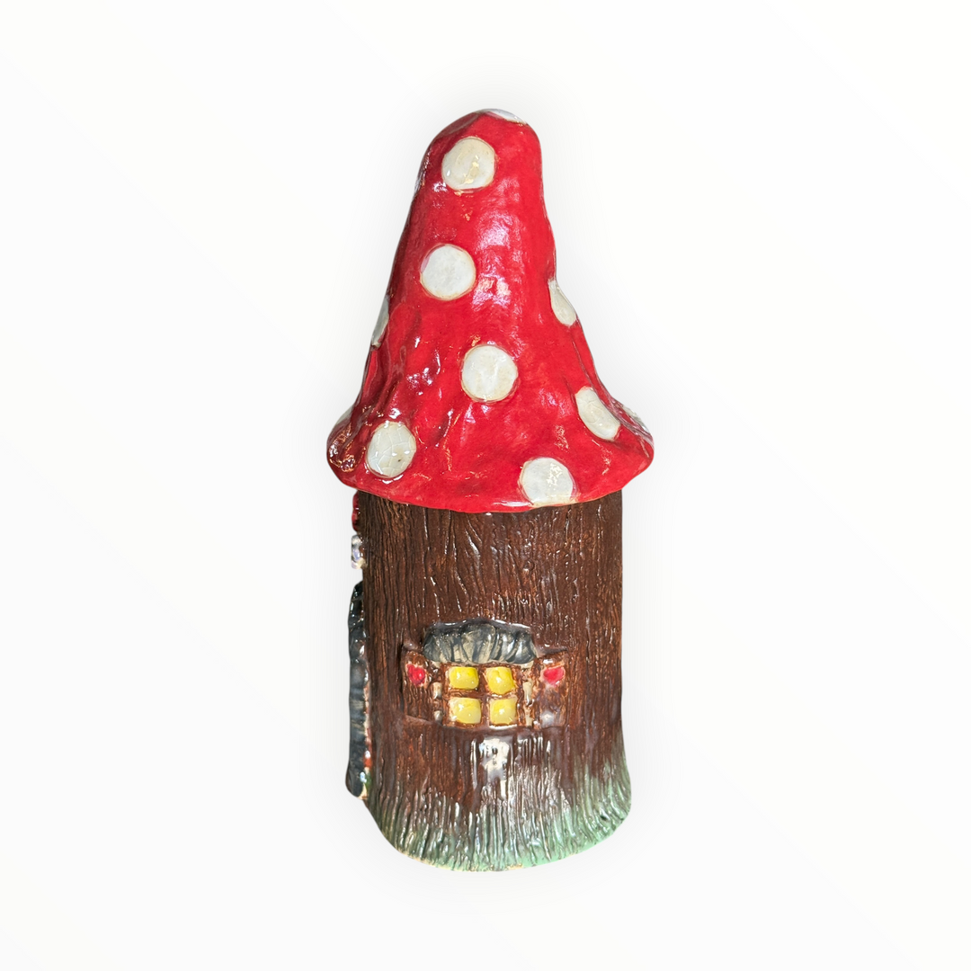 BJH Pottery - Mushroom Cottage