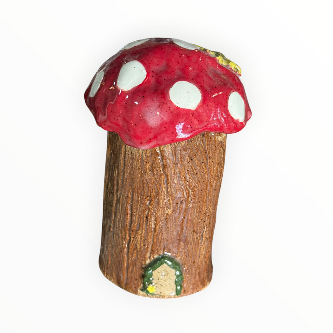 BJH Pottery - Toadstool Cottage