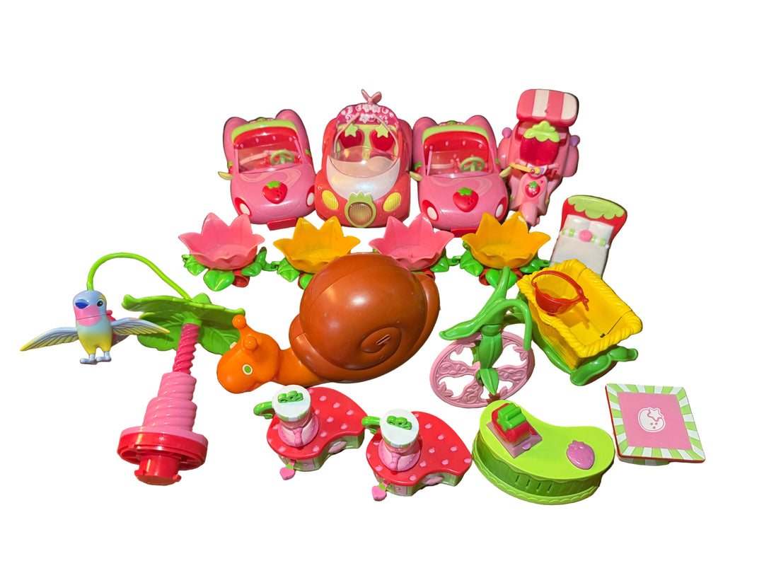 Strawberry Shortcake Lot