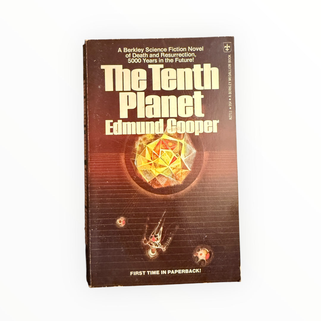 Paperback - The Tenth Planet Edmund Cooper