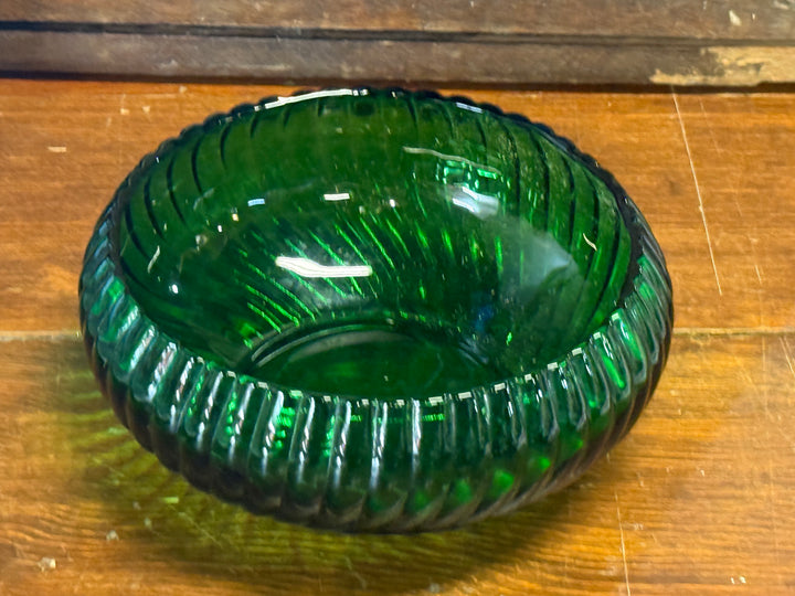 Vintage Anchor Hocking Forest Green Swirl Ribbed Glass Bowl