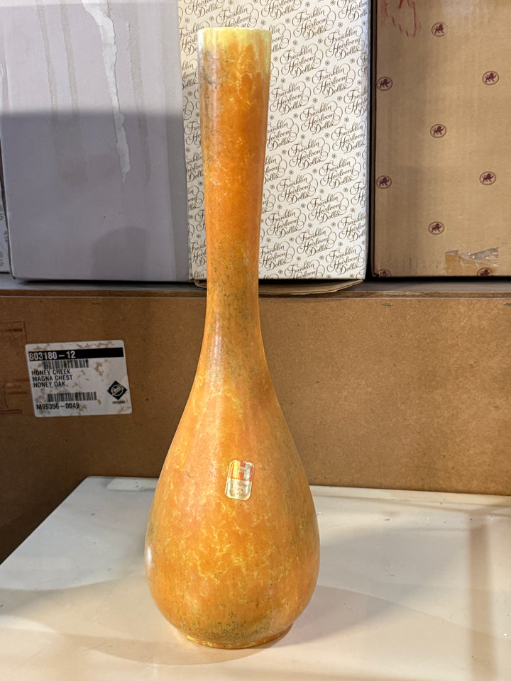 Royal Haeger #1915 Long Neck tall Art Vase.