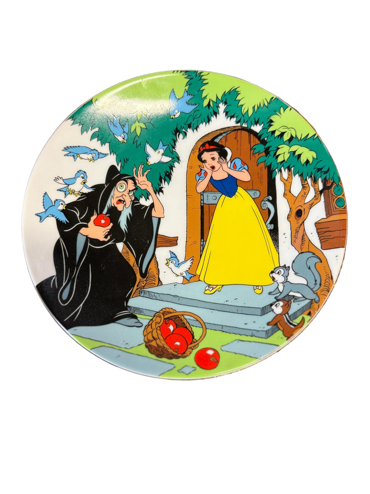 Walt Disney Plate - The Witch and the Apple