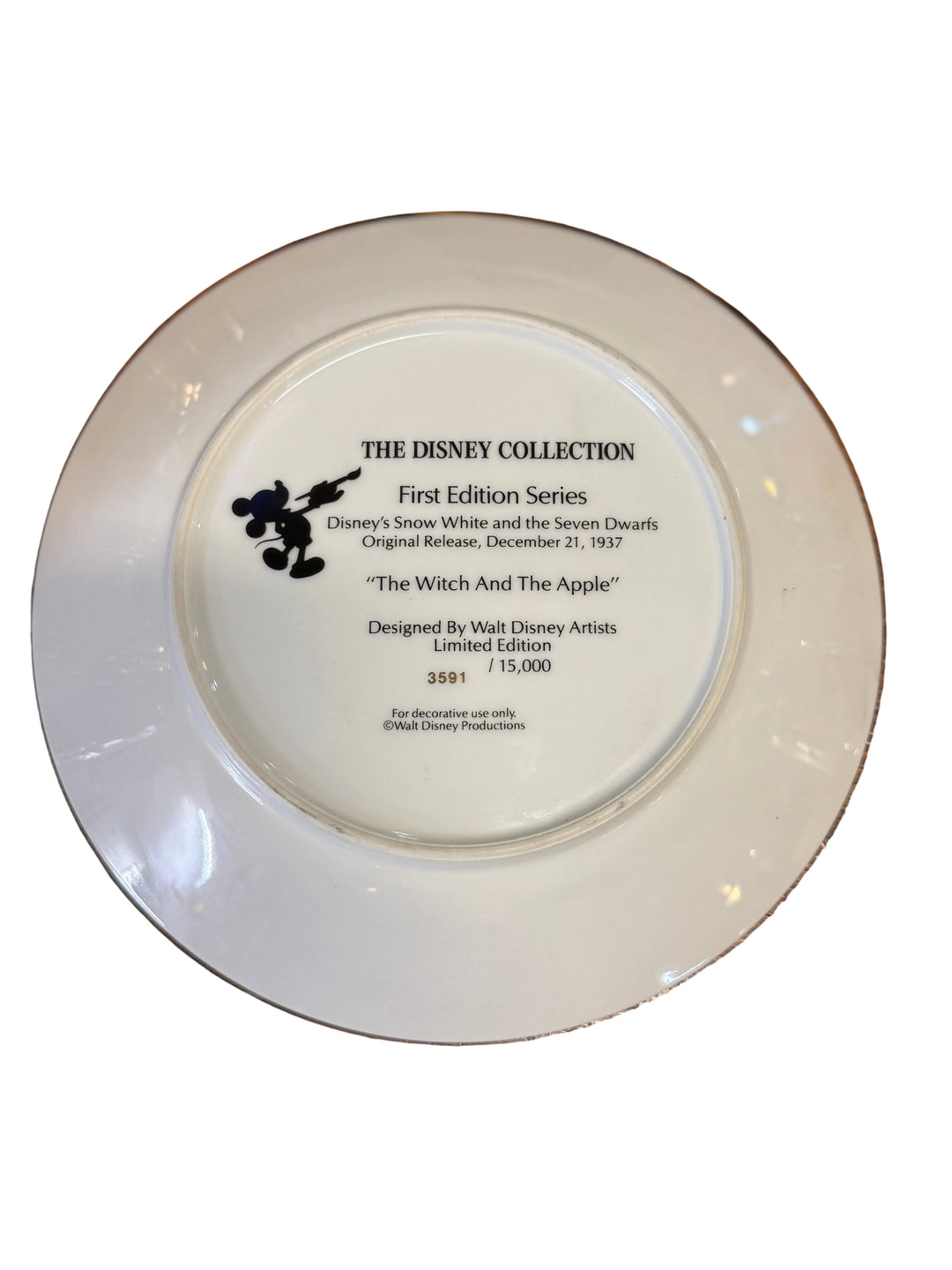 Walt Disney Plate - The Witch and the Apple