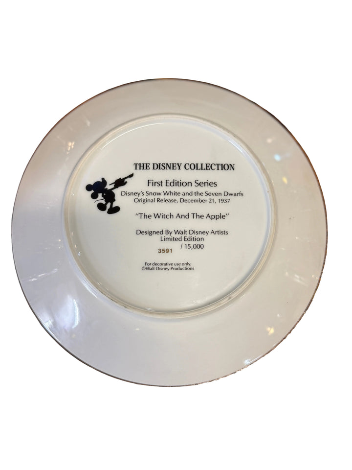 Walt Disney Plate - The Witch and the Apple