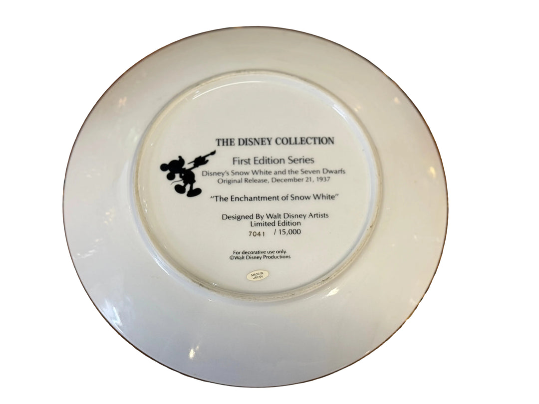 Walt Disney Plate - The Enchantment of Snow White