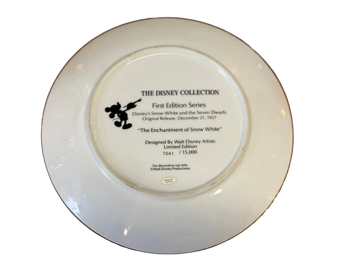Walt Disney Plate - The Enchantment of Snow White