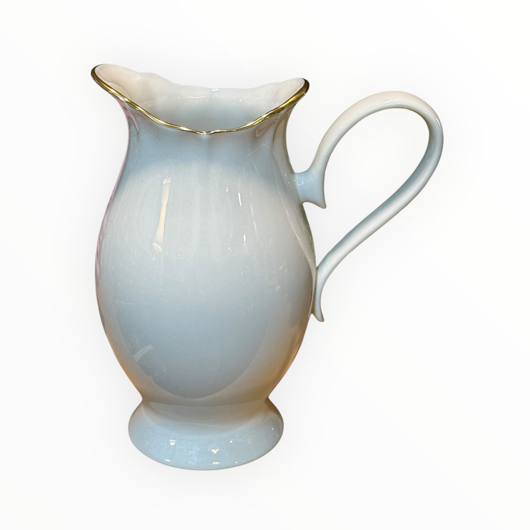 Lenox Pitcher